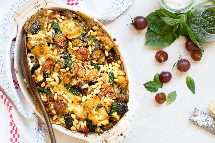 Baked rigatoni with eggplant, tomatoes and ricotta