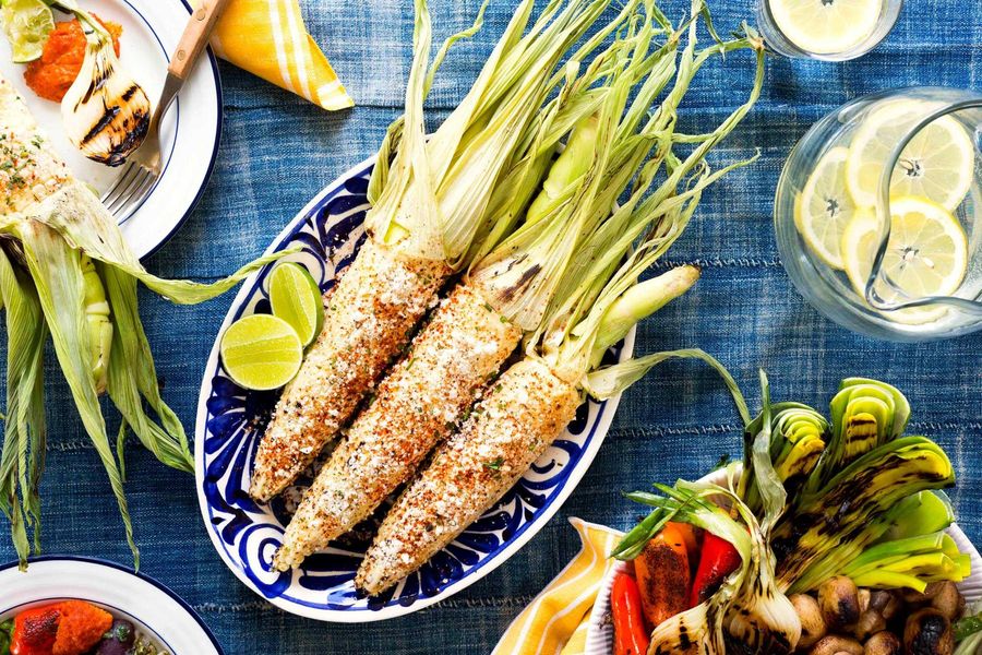 Grilled corn with chili and lime